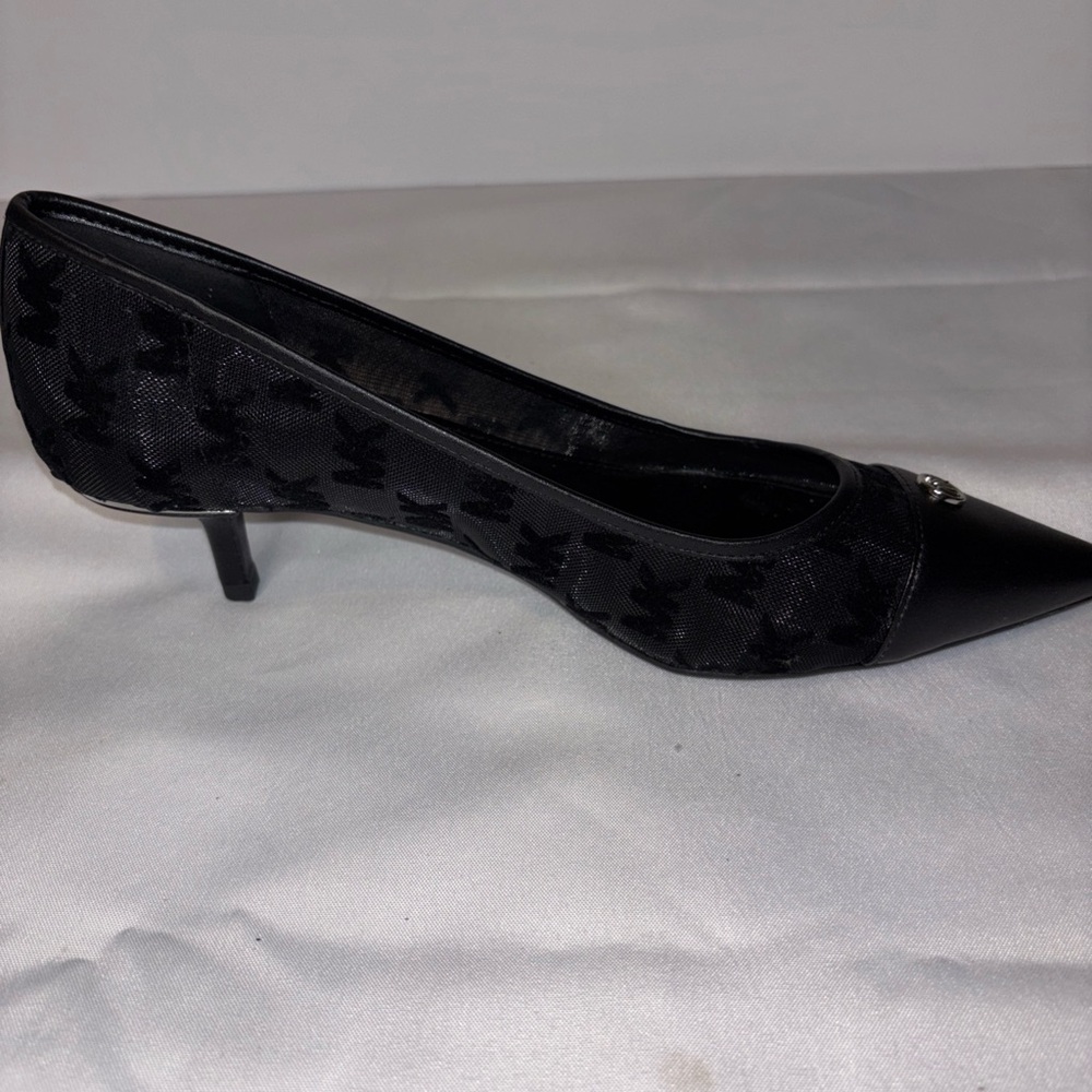 Michael Kors Black Mesh And Leather Cap Toe Leather Kitten Heels Size 9M